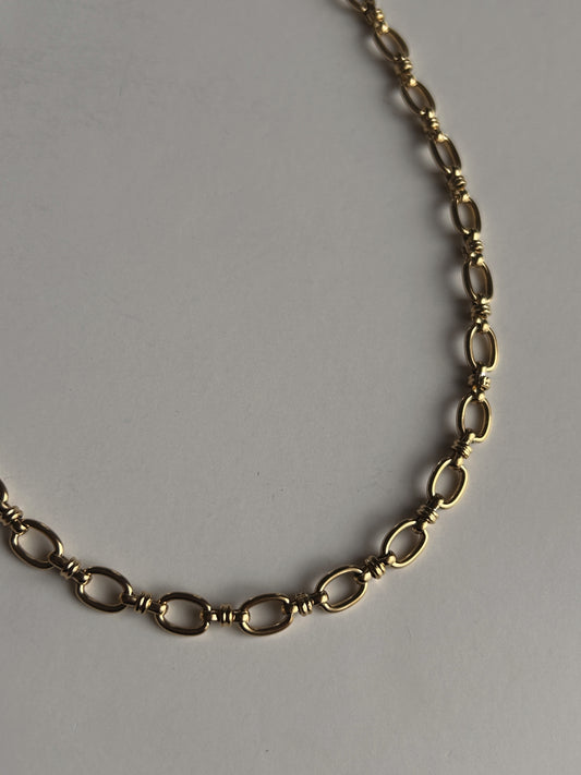 Riri Necklace