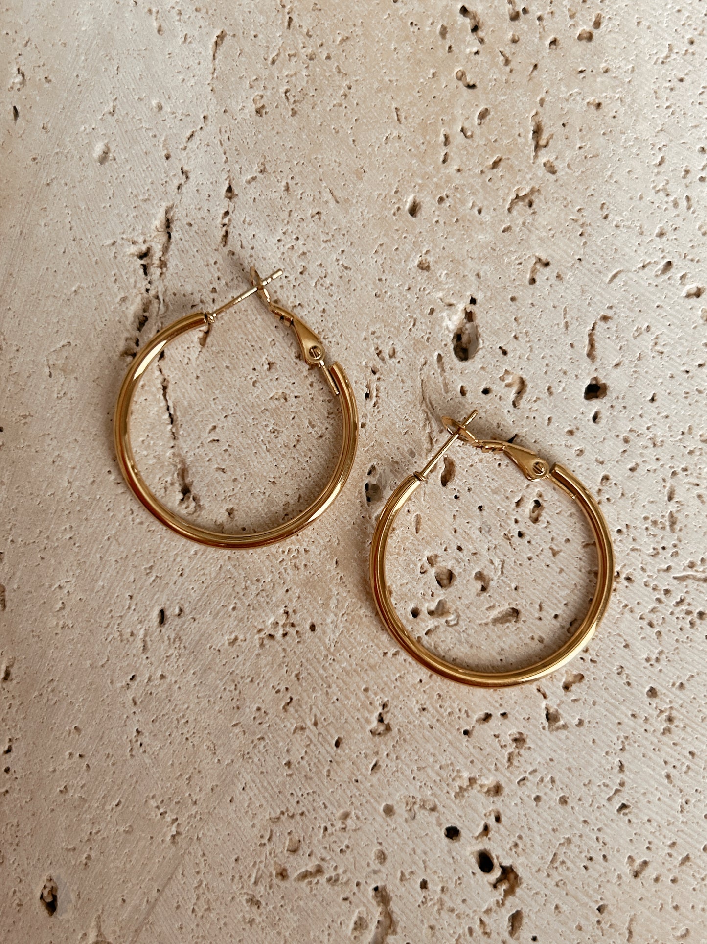 Thin Hoop