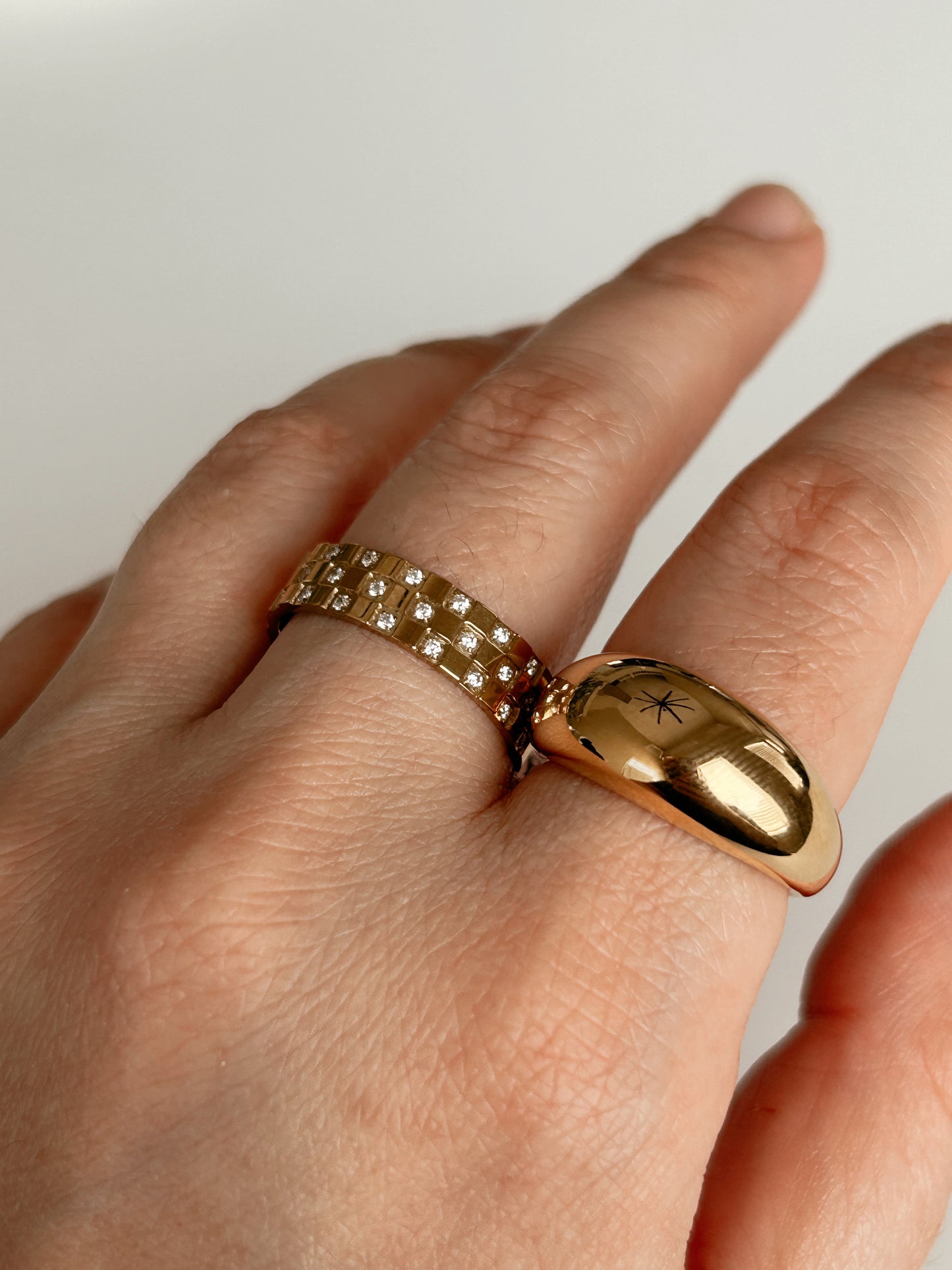 Checkered Ring