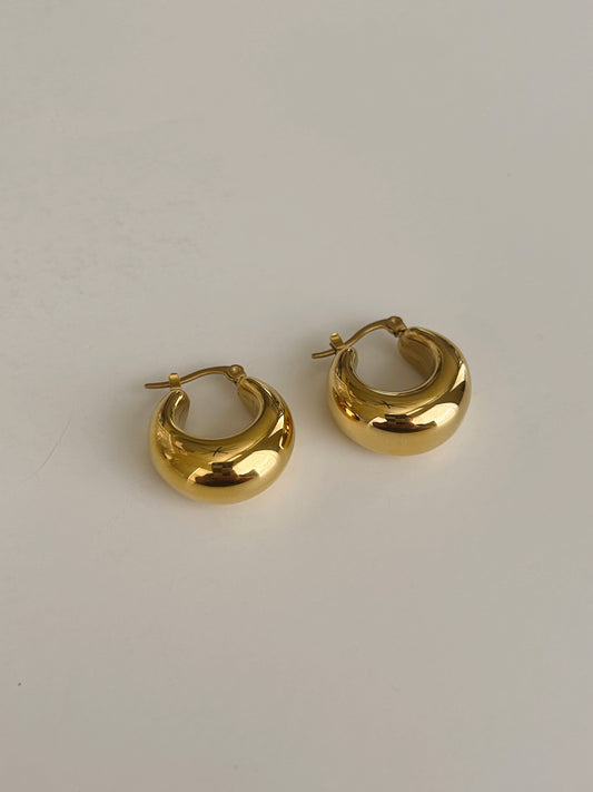 Melanie Hoops